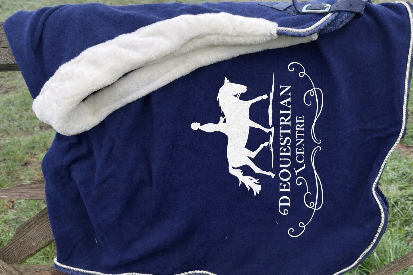Deanswood Equestrian Fleece Rug