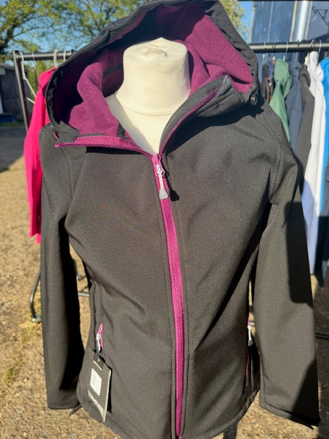 Softshell Jacket with Hood Black/Burgundy Size 12